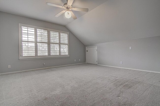 Building Photo - 6203 Spicebrush Cove