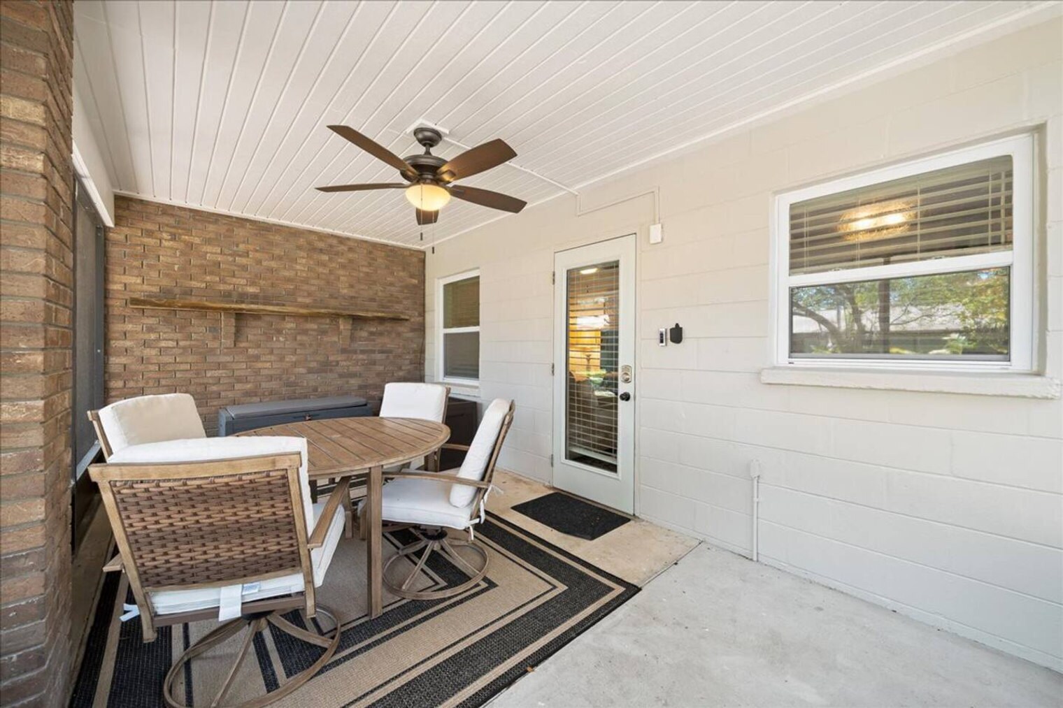 Building Photo - 408 Harrison Ave