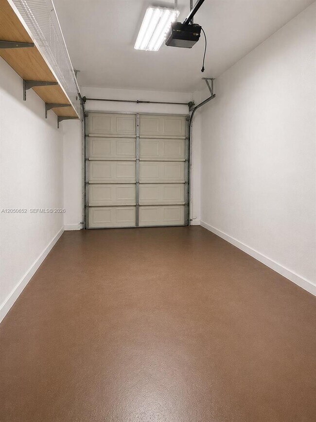 Building Photo - 2100 N 52nd Ave