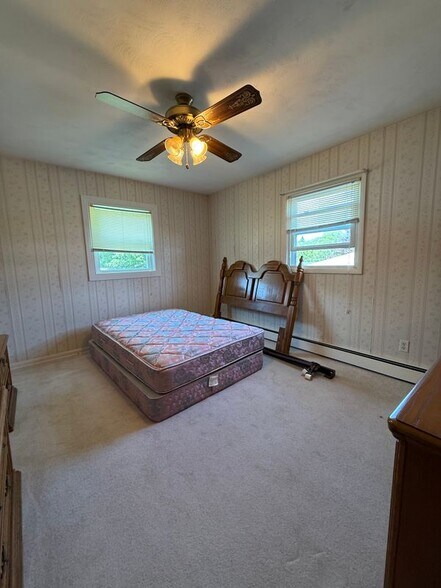 Building Photo - 222 Indiana Ave