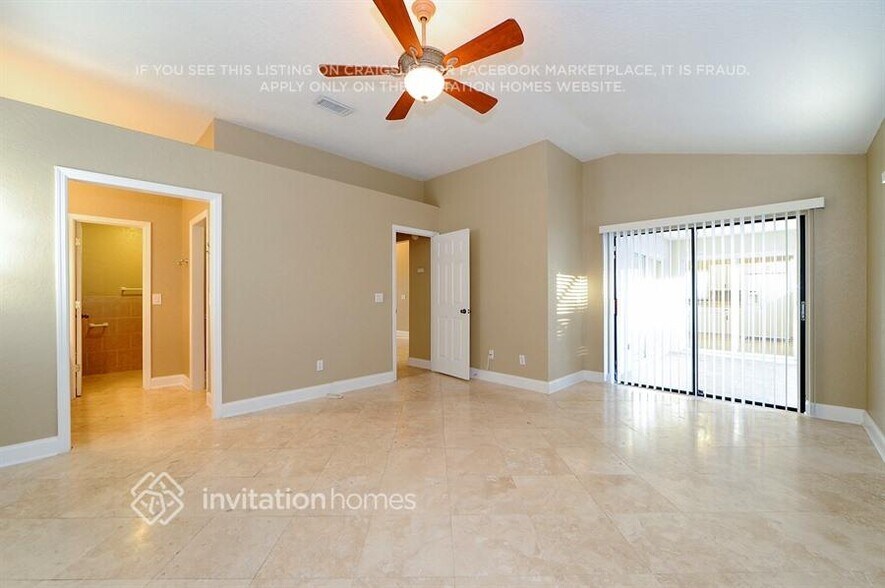 Building Photo - 8945 Bayaud Dr