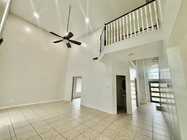 Building Photo - 12911 Hunters Field Ln