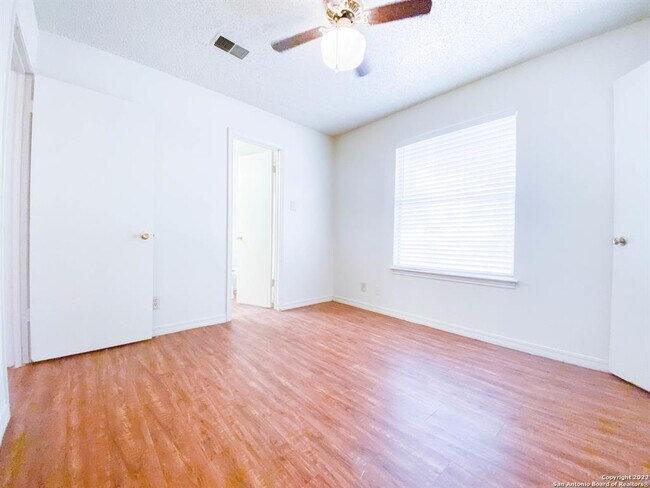 Building Photo - 109 Hughson Ct