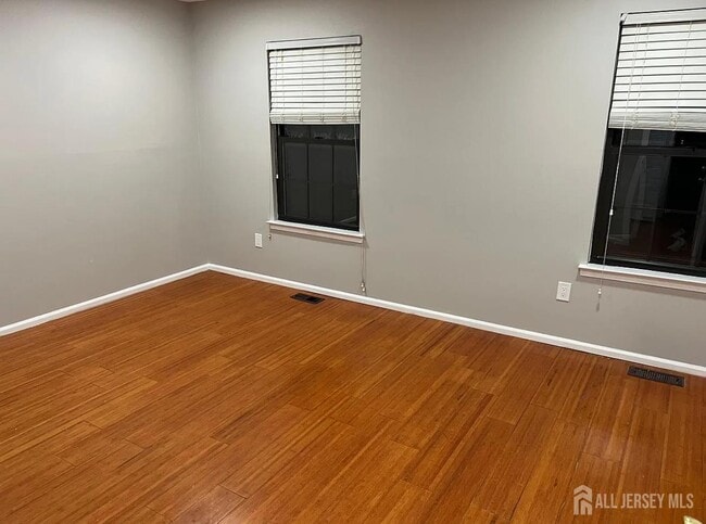 Building Photo - 269 Bromley Pl