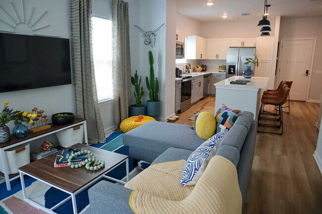Building Photo - Aspen Heights Tampa