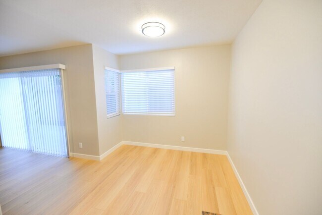 Building Photo - 34031 Street of the Amber Lantern