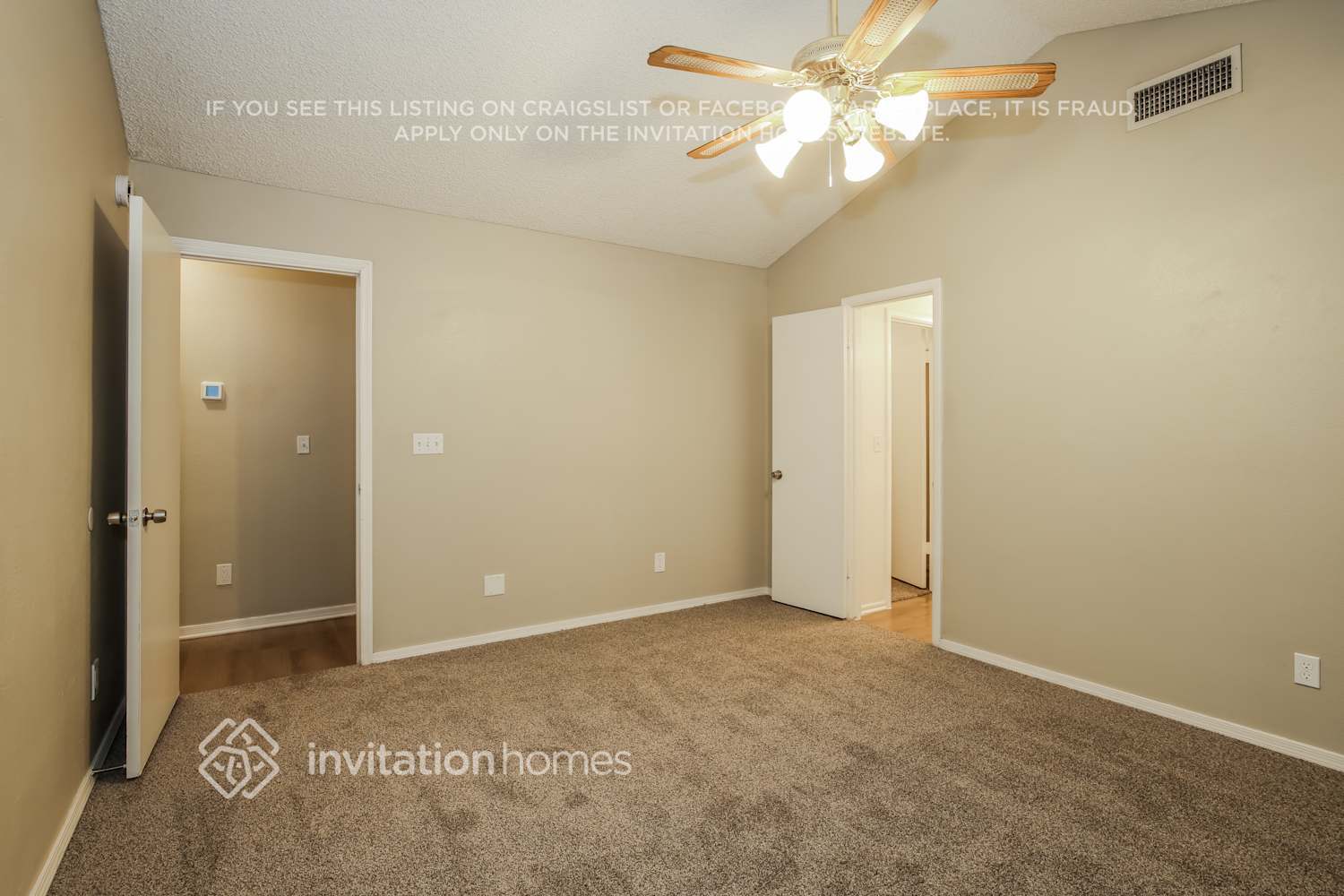 Building Photo - 7731 W Shaw Butte Dr