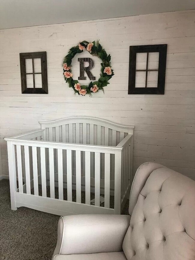 Building Photo - 477 Eve Estates Dr