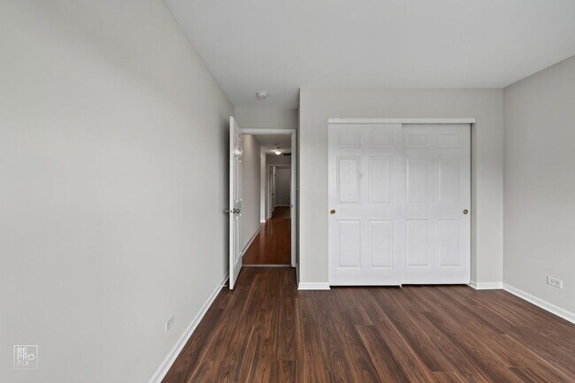Building Photo - 831 Genesee Dr