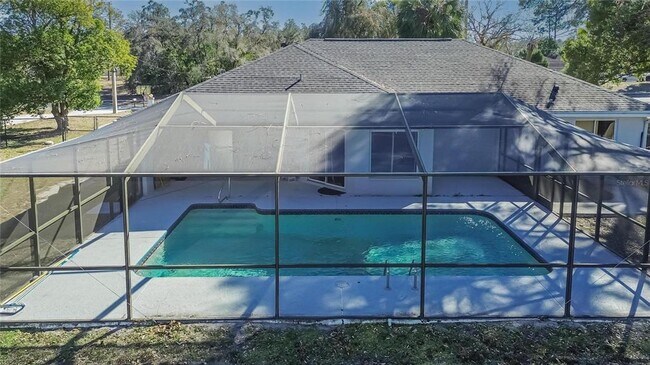 Building Photo - 15047 Woodbury Rd