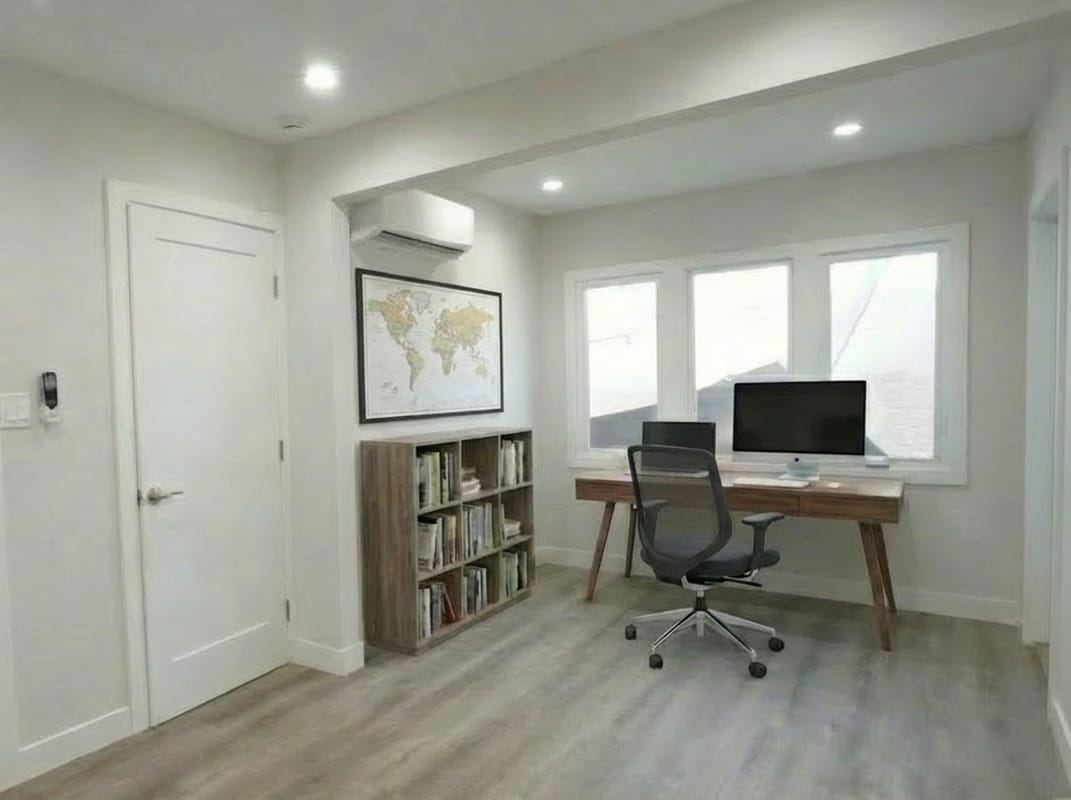 Building Photo - 6053 Selma Ave