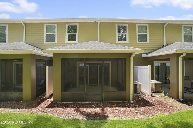 Building Photo - 13305 Solar Dr