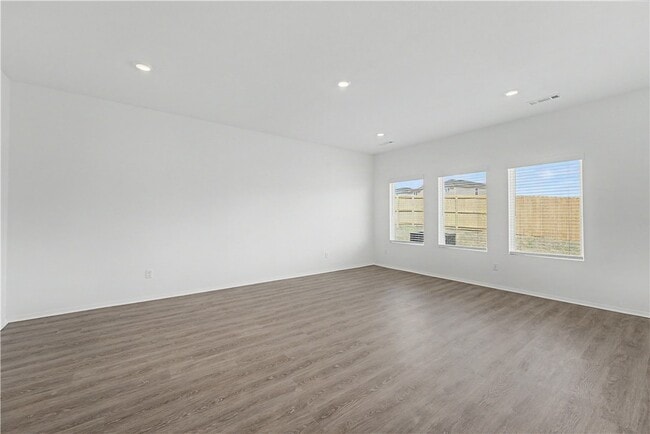 Building Photo - 3401 SW Endearment St