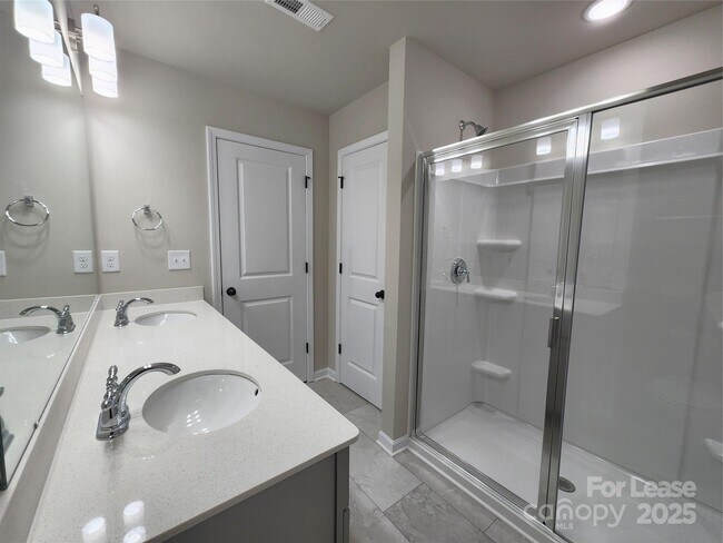 Building Photo - 12526 Susanna Dr