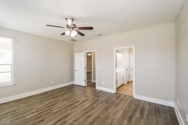 Building Photo - 849 Quiet Stone Ln