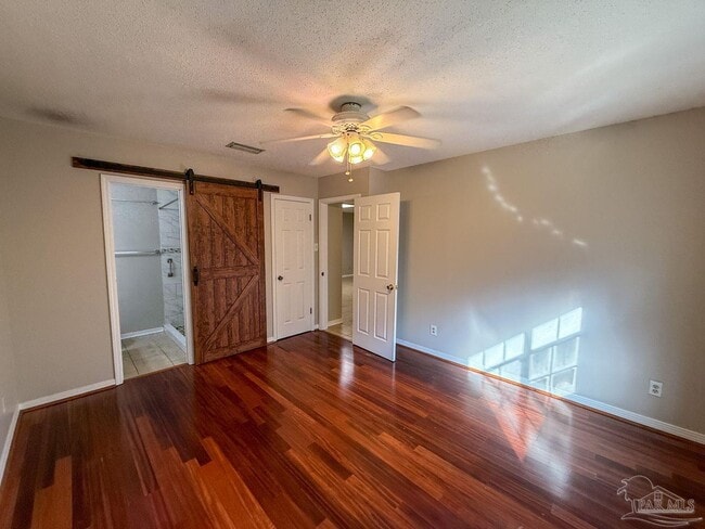 Building Photo - 940 Candlestick Dr