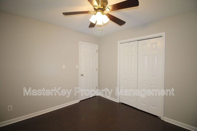 Building Photo - 132 Evening Star Dr