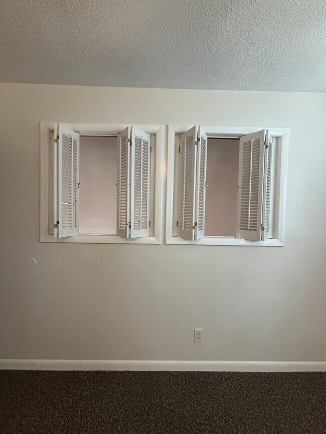 Building Photo - Anything but Salty!