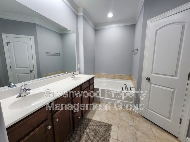 Building Photo - 649 Nikyle Cir