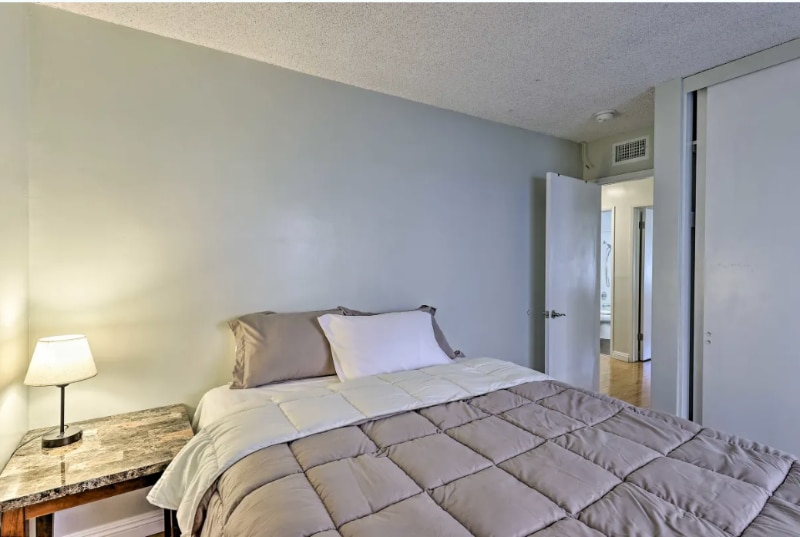 Building Photo - 123 Undisclosed