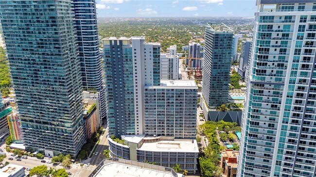 Building Photo - 1250 S Miami Ave
