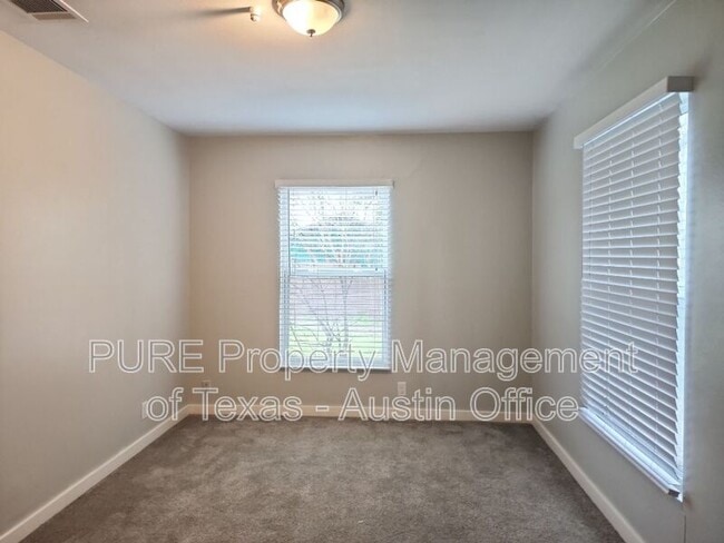 Building Photo - 5308 Overbrook Dr