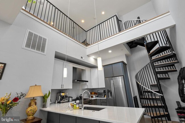 Building Photo - 3035 15th St NW