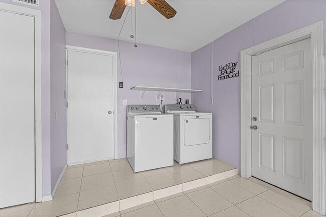 Building Photo - 330 S Golf Blvd
