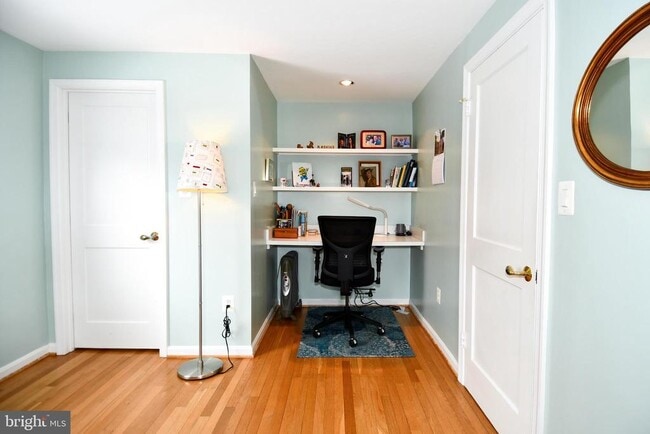 Building Photo - 854 N Liberty St