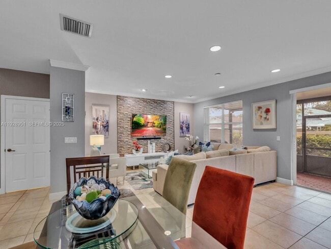 Building Photo - 9719 Darlington Pl