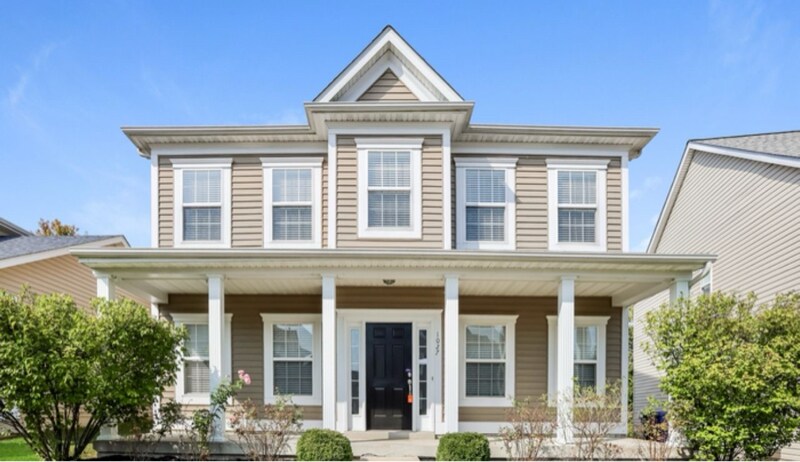 Primary Photo - 1027 Glengarry Dr