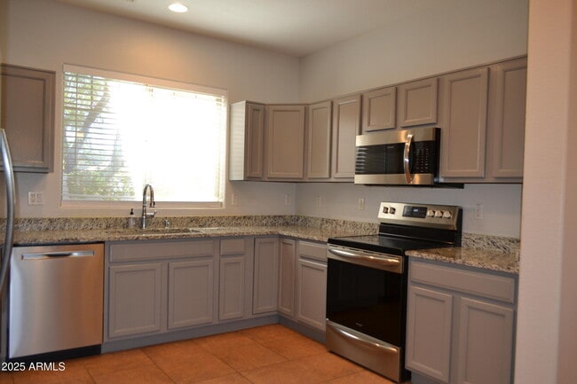 Building Photo - 10372 E Meandering Trail Ln