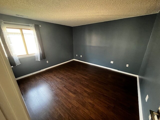 Building Photo - 5305 Ravens Crest Dr