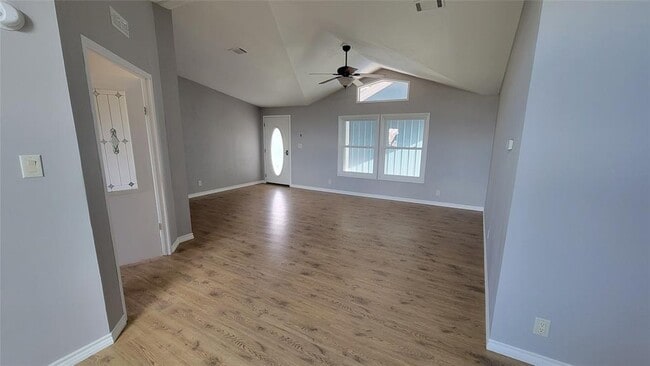 Building Photo - 2542 Wetz Rd