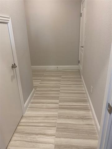 Building Photo - 1921 Emerald Vista Boulevard