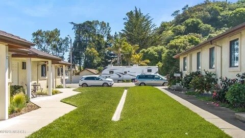 Building Photo - 521 S I St