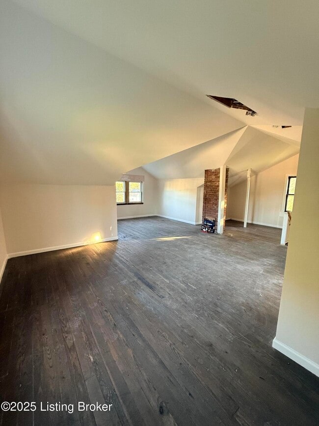 Building Photo - 1620 Sale Ave