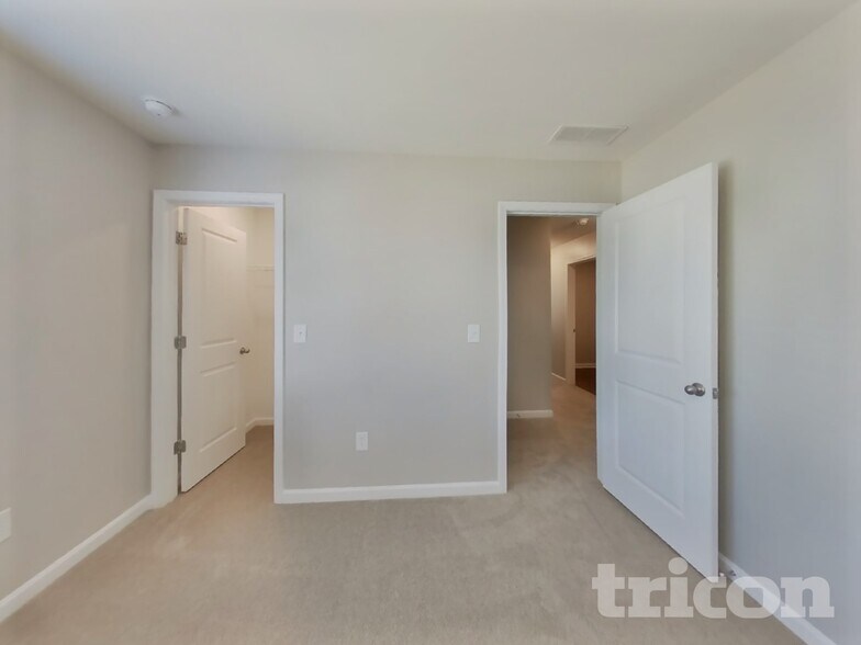 Building Photo - 48 Jacob Ct