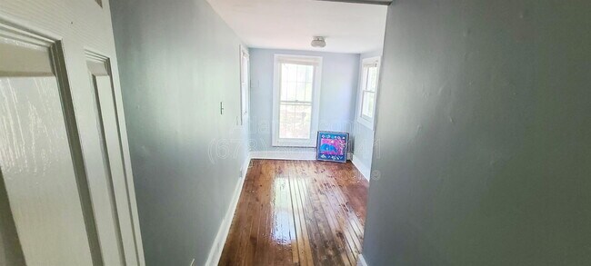 Building Photo - 1318 Ormewood Ave SE