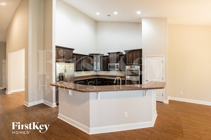 Building Photo - 107 Springbank Ct