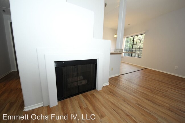 Building Photo - 7111 Ramsgate Ave