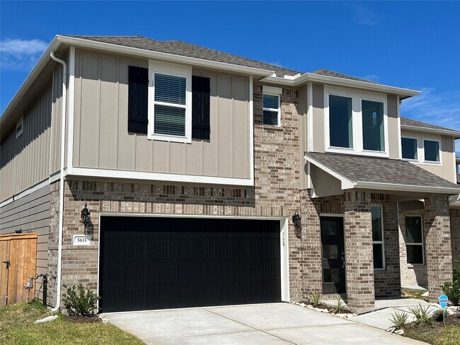 Building Photo - 5635 Giving Grace Wy