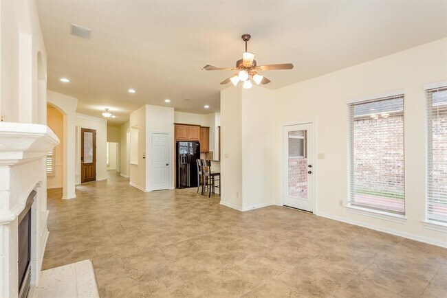 Building Photo - 9227 Mystic Falls Ln