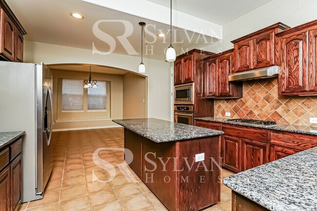 Building Photo - Gorgeous 4BR contemporary Home!