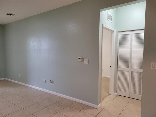 Building Photo - 3569 Forest Hill Blvd