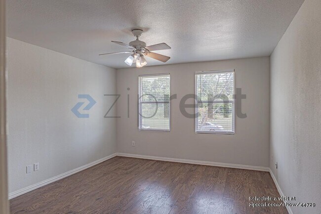 Building Photo - 1706 Harvest Crossing Dr