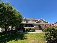 Building Photo - 873 E 2900 N