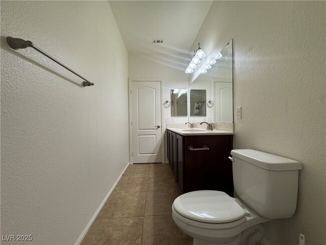 Building Photo - 9241 Forest Meadows Ave