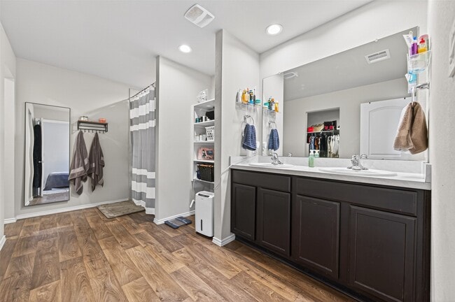 Building Photo - 14739 Blackbrush Mnr