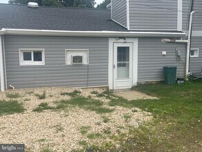 Building Photo - 5455 Mason Springs Rd